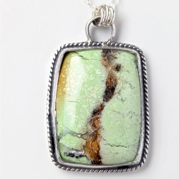 Free People Jewelry - Jasper pendant necklace 🧚🏼‍♀️